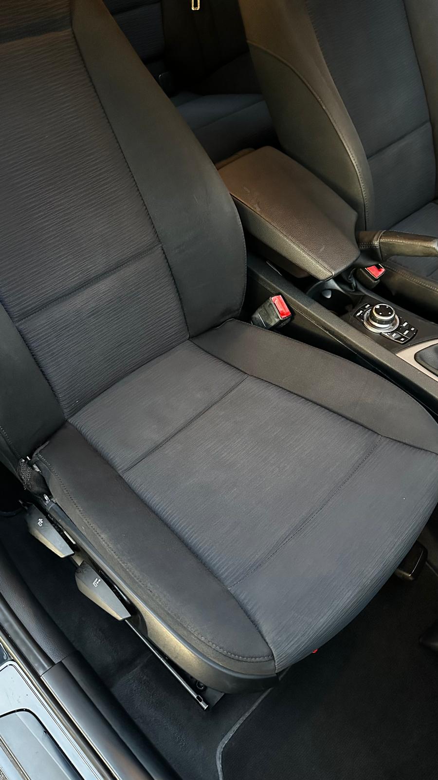 Siège tissu d'une BMW Série 1 propre après nettoyage
